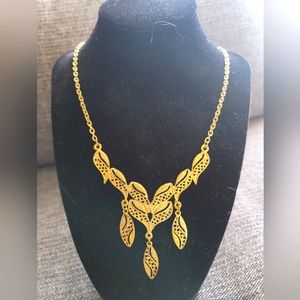 Necklace, long, golden